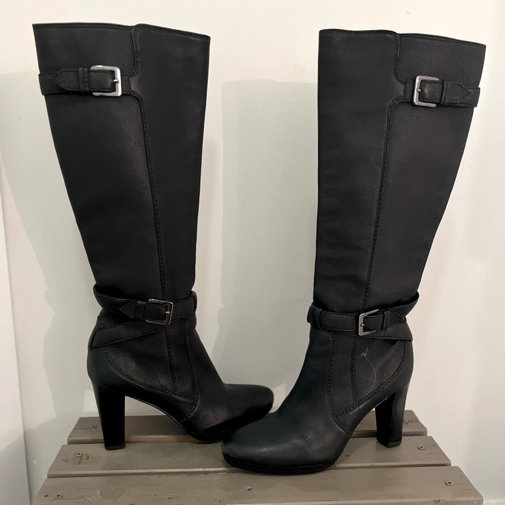 Black Knee-High Women's Boots